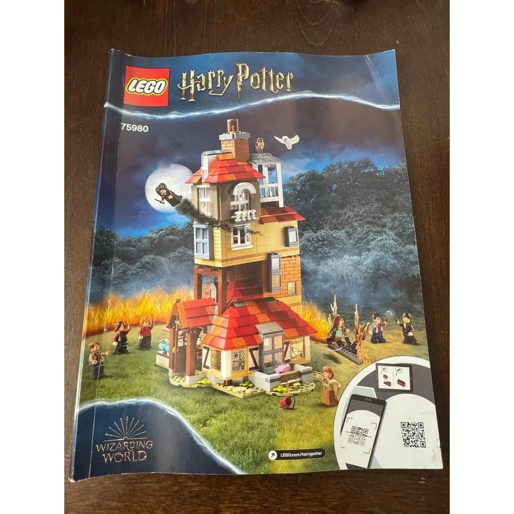 LEGO Harry Potter 75980 Attack on the Burrow Complete w/ Box Manual All Minifigs